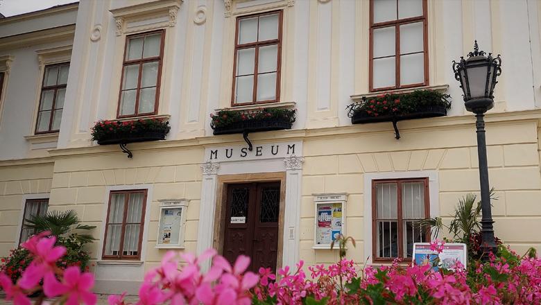Museum Mödling – Thonetschlössl
