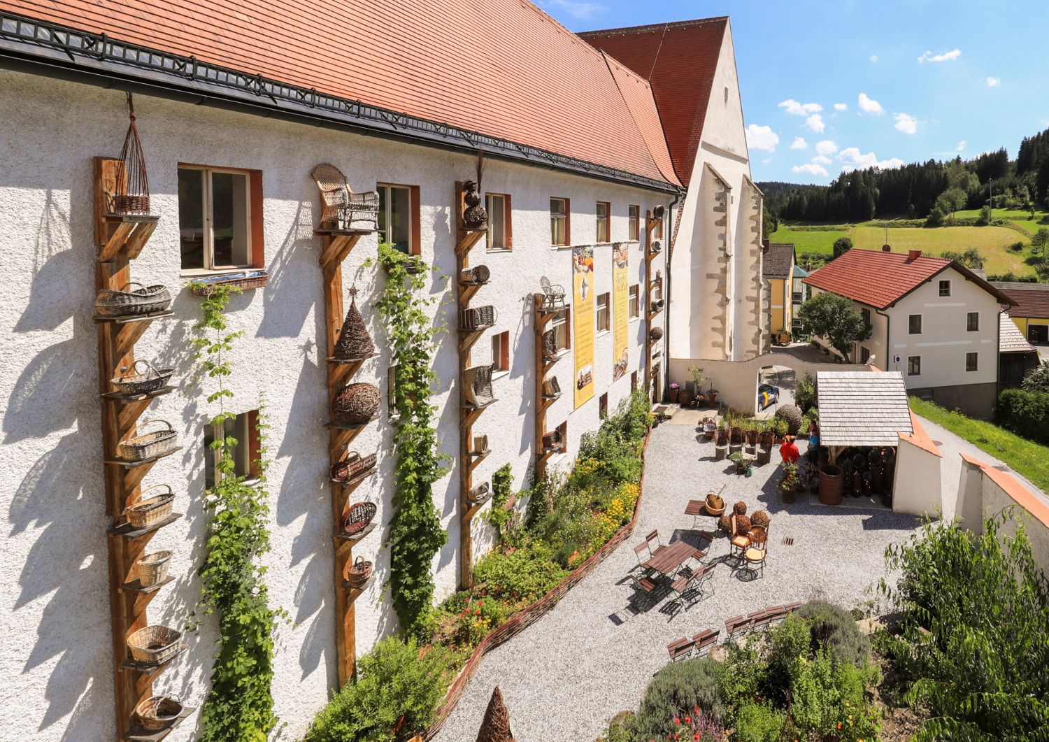 Kloster-Schul-Werkstätten & Museum Schönbach