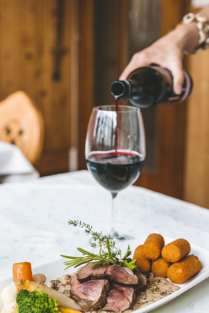 Rehschlögel mit Kroketten