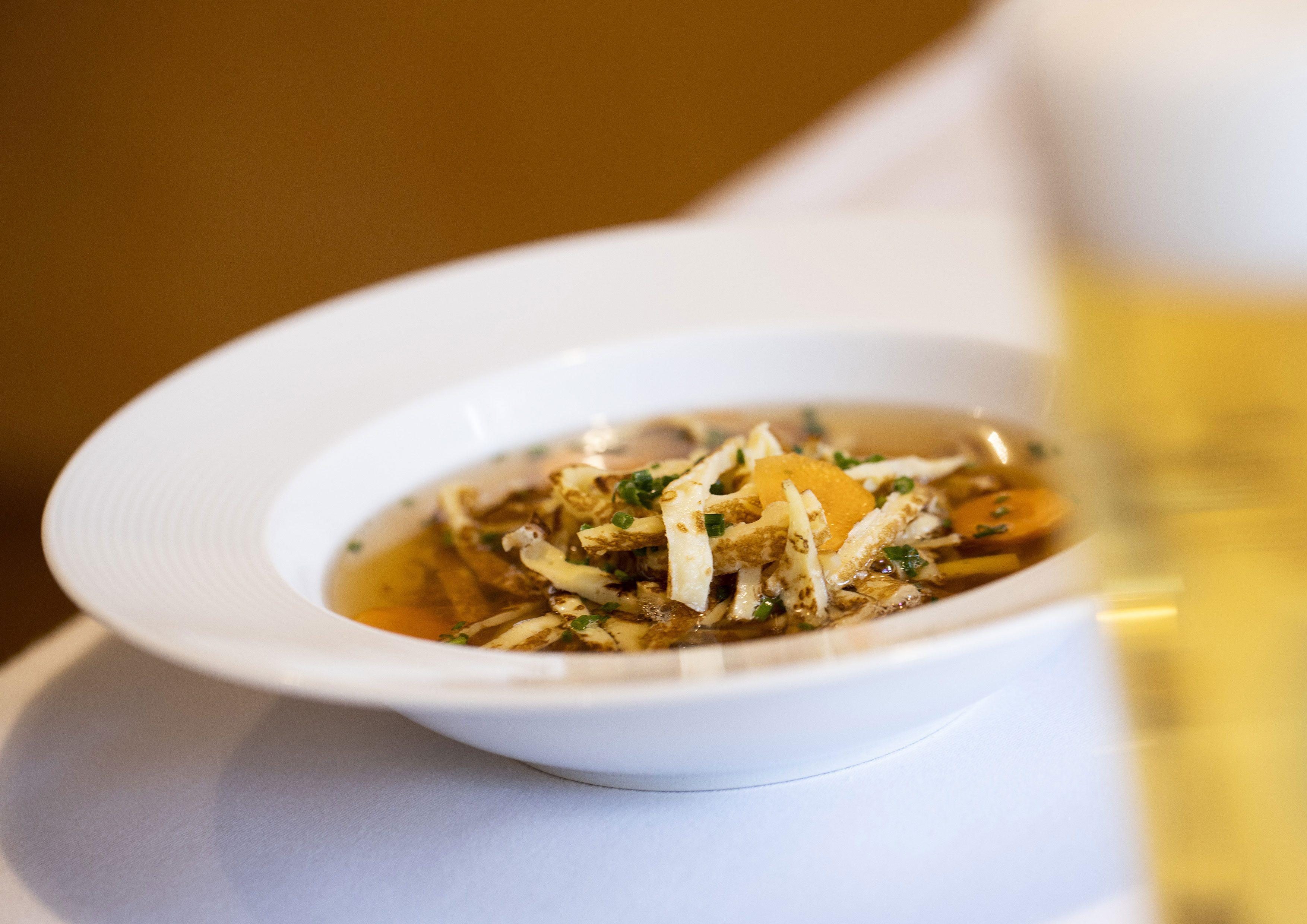 Wärmende Frittatensuppe