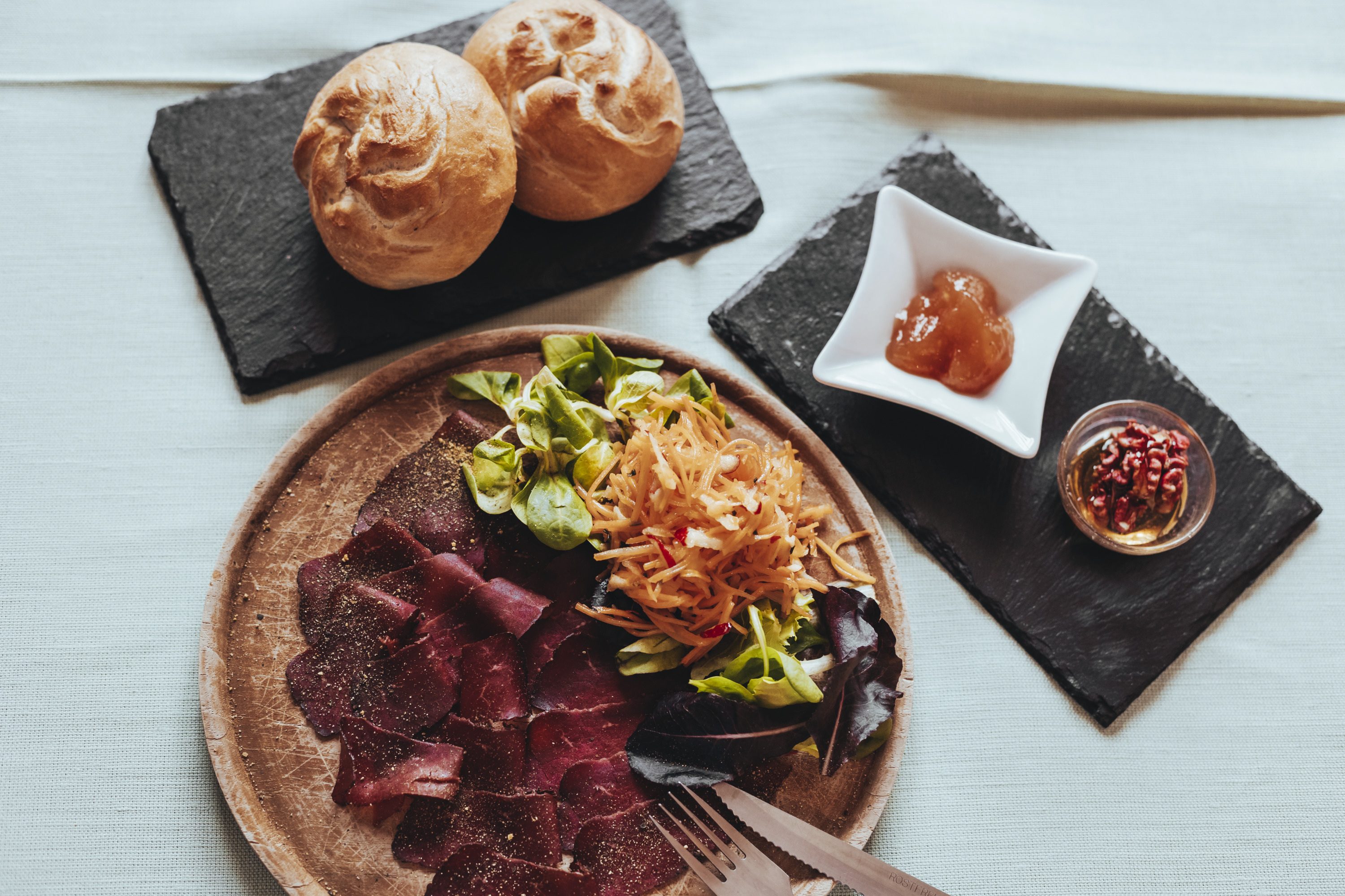 Brotzeit im Wirtshaus