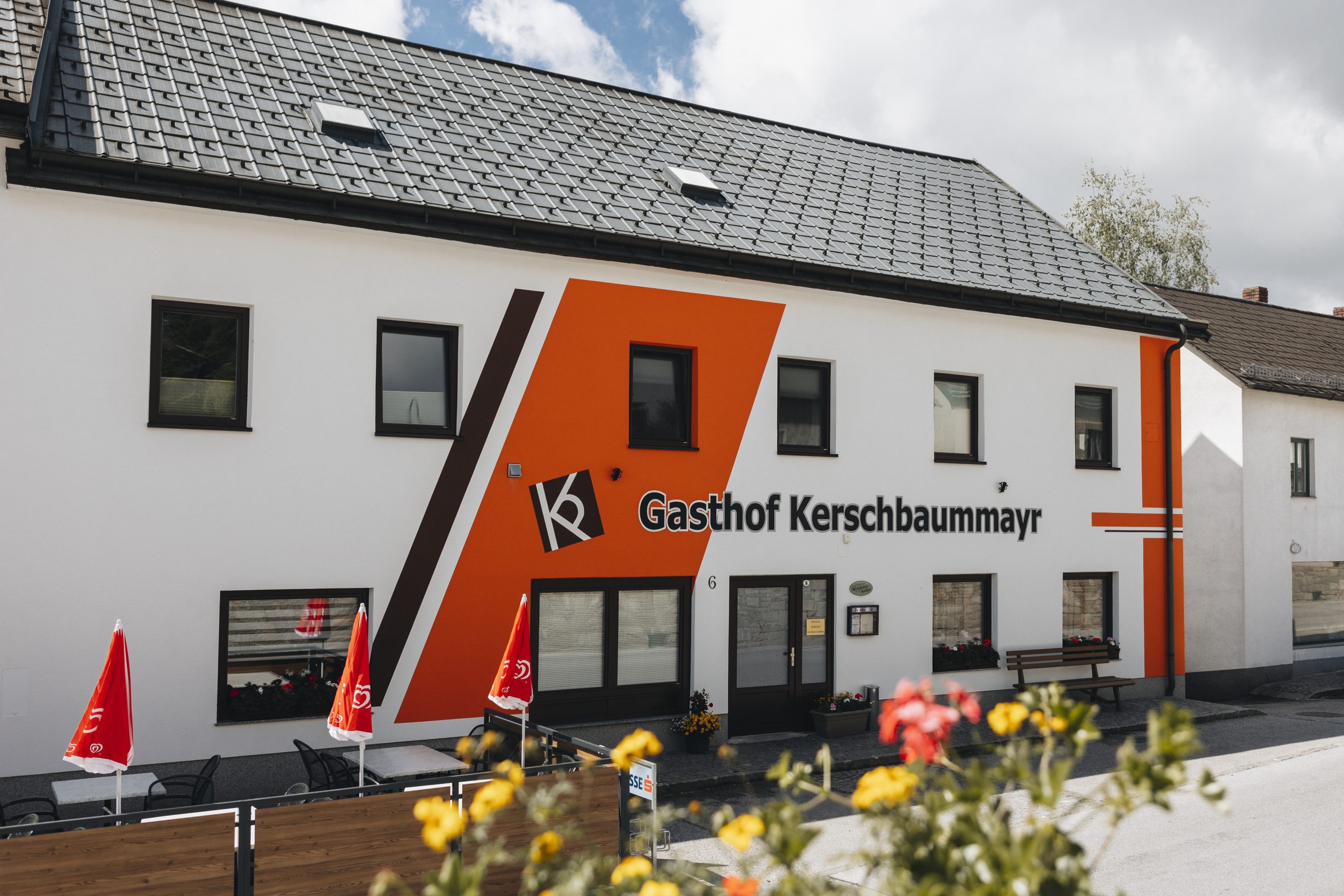 Wirtshaus mit Bäckerei und angeschlossenem Kaffeehaus