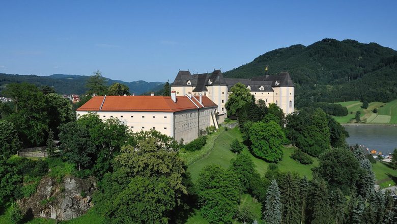 Schloss Greinburg