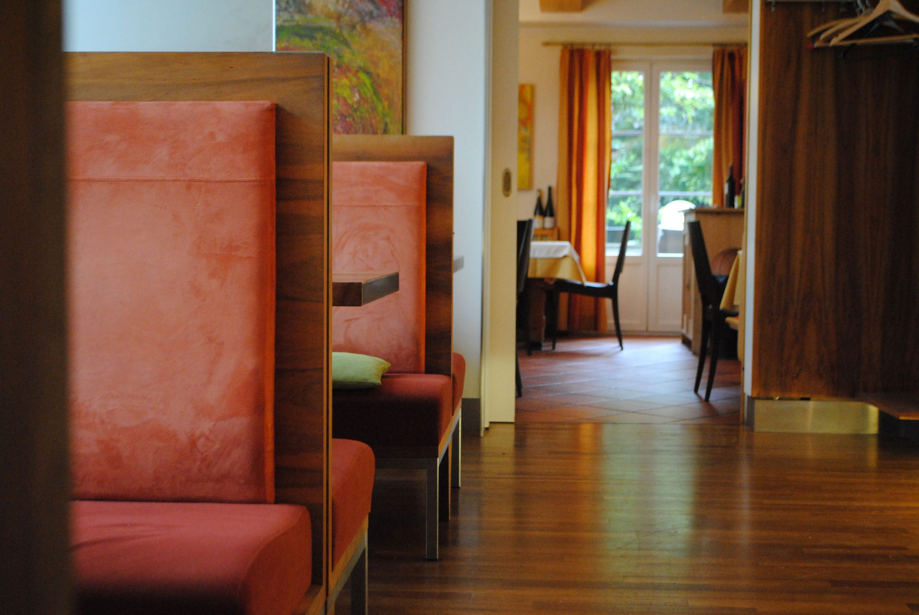 Gaststube mit Rasthof (Pension)