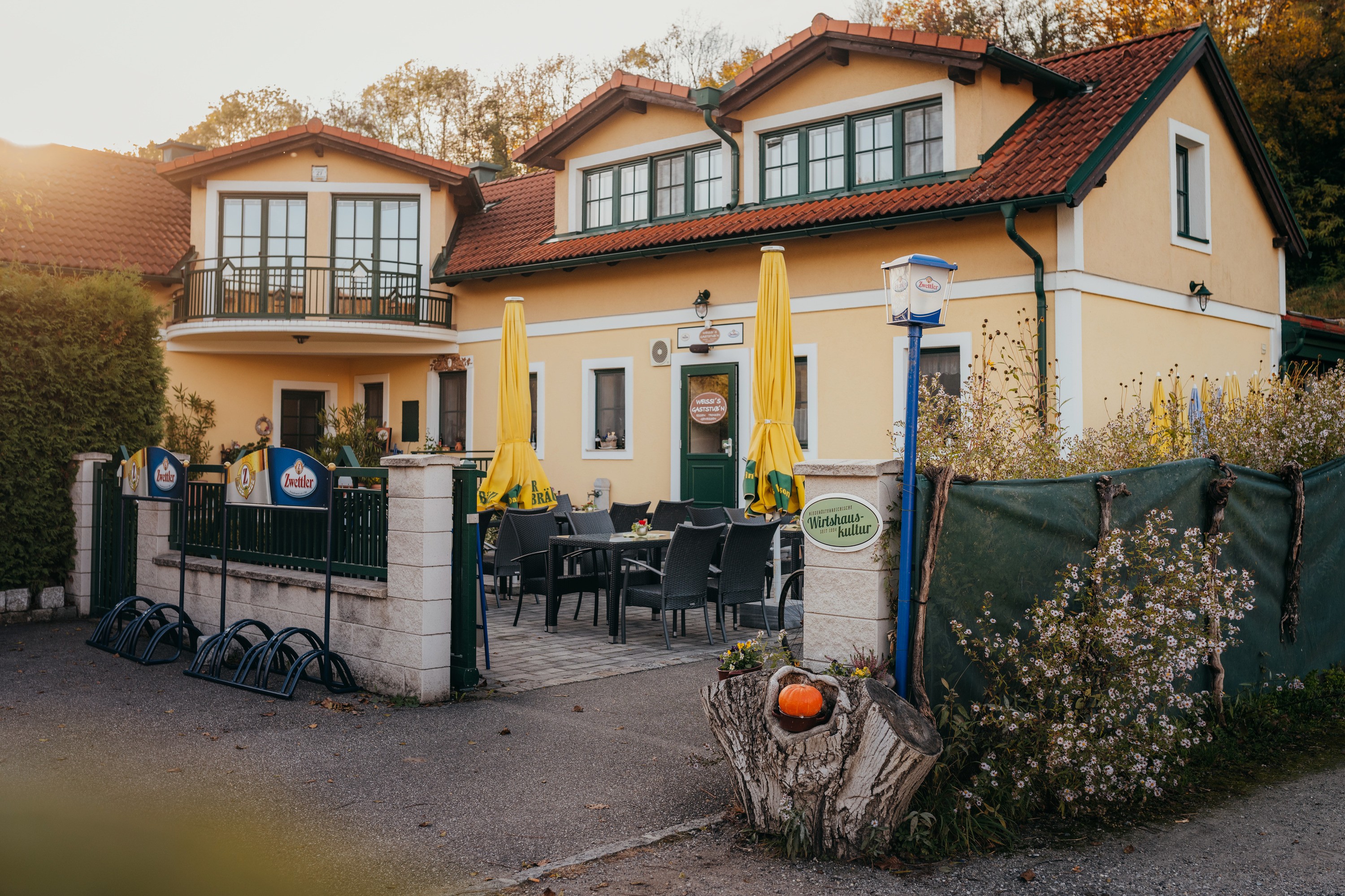 Direkt am Donauradweg gelegen