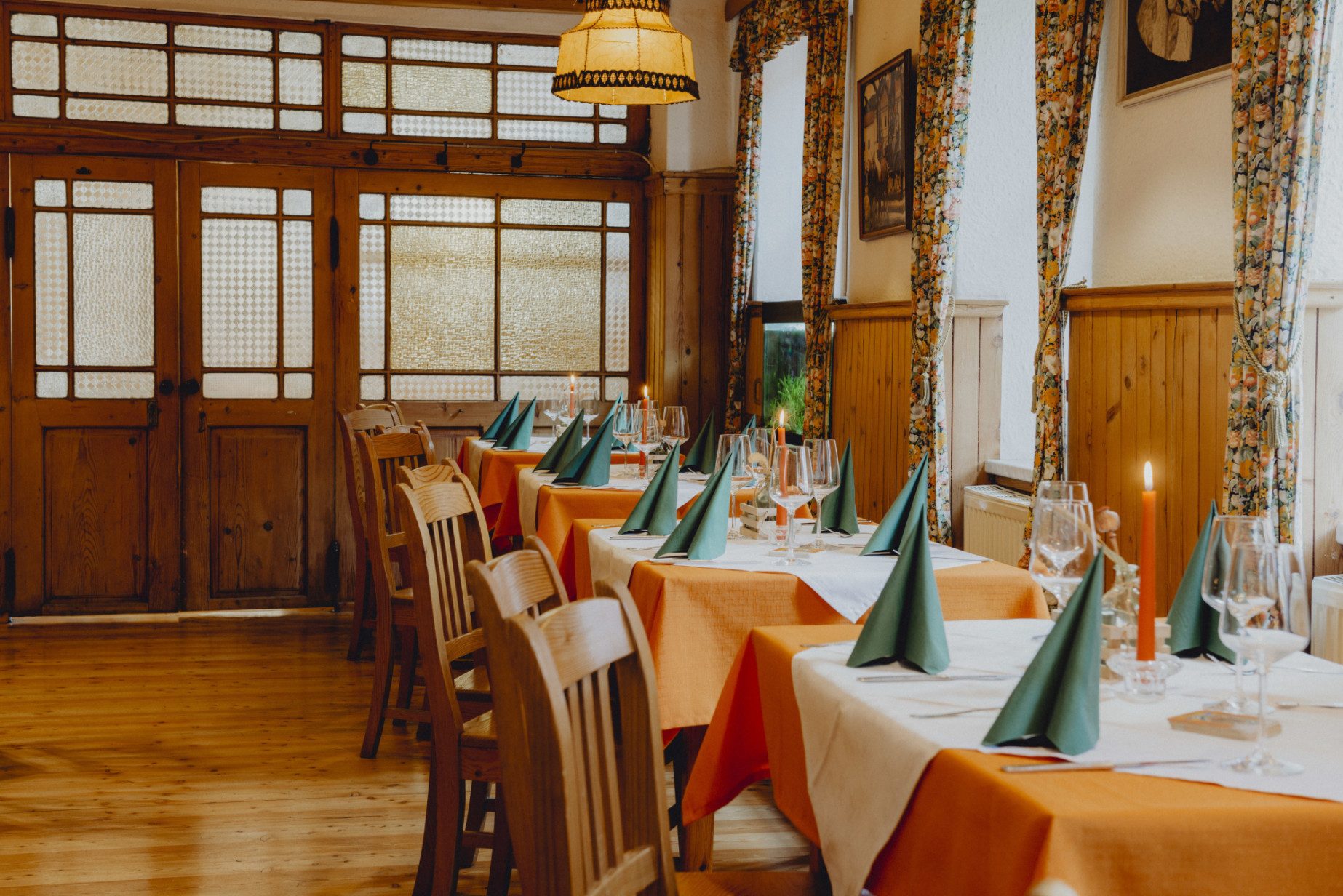 Einkehren und Platz nehmen