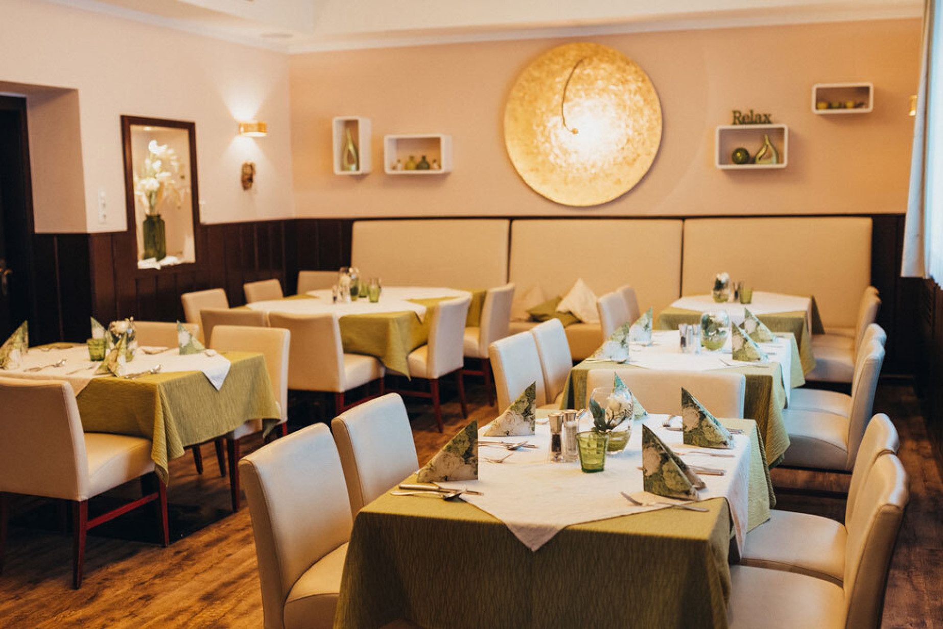 Extrazimmer mit Bleiverglasung