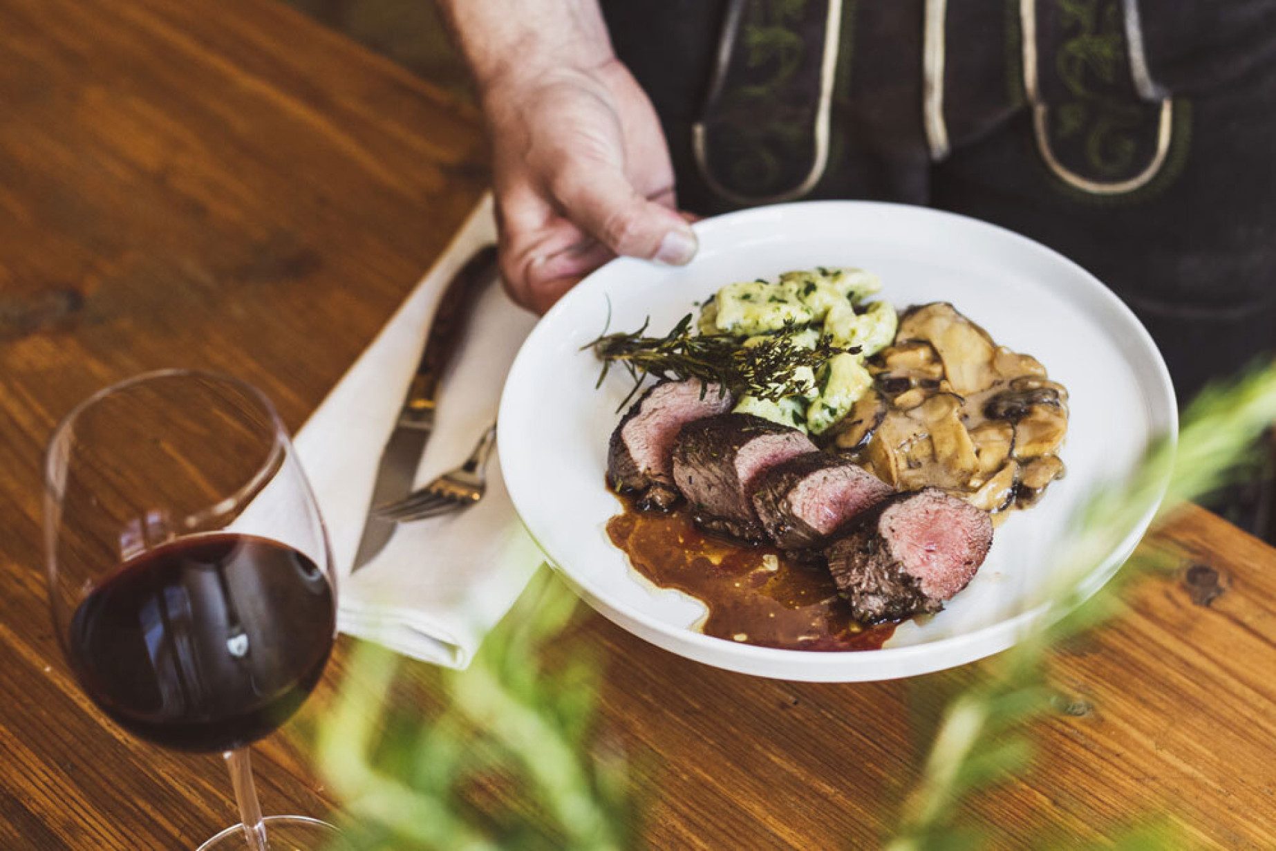 Hirschfilet und Spätzle