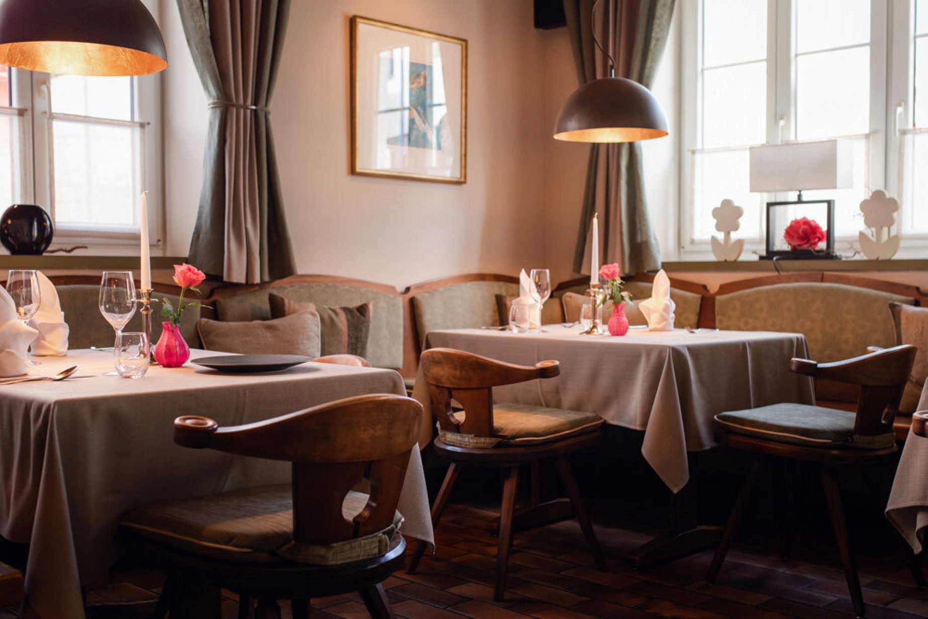 Gaststube in heimeligen Pastelltönen